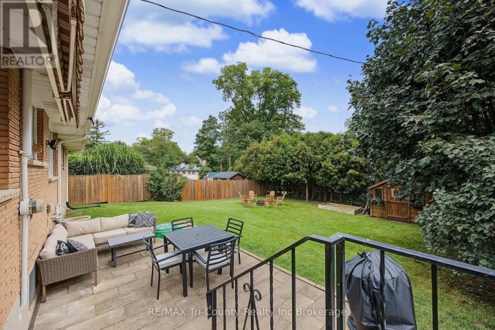 Photo 7 at 9 Parkside Drive, Tillsonburg