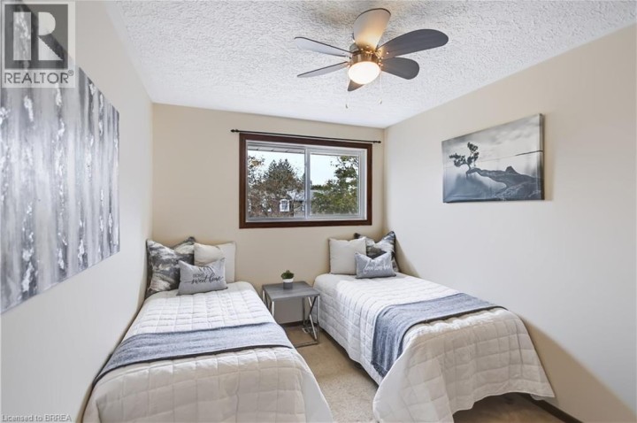 Photo 15 at 35 Coachwood Road, Cedarland, Brantford