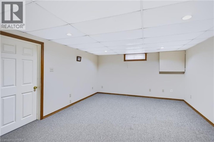Photo 21 at 35 Coachwood Road, Cedarland, Brantford
