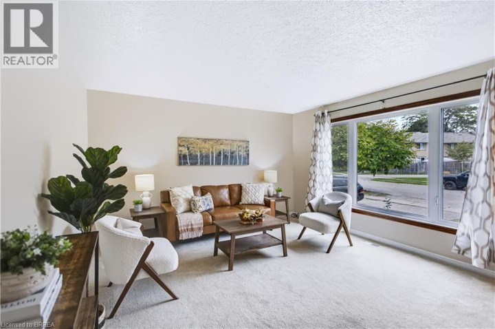Photo 4 at 35 Coachwood Road, Cedarland, Brantford