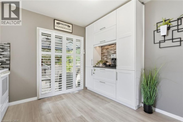 Photo 9 at 94 Kent Road, Northridge, Brantford