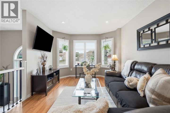 Photo 6 at 94 Kent Road, Northridge, Brantford
