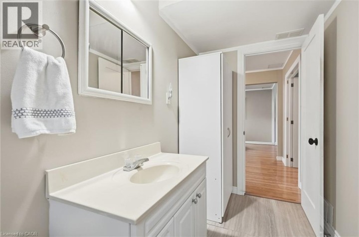 Photo 29 at 94 Kent Road, Northridge, Brantford