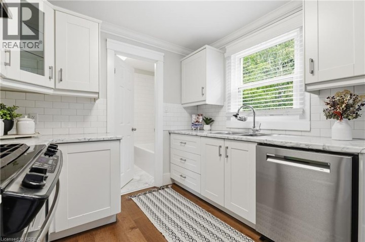 Photo 14 at 87 Strathcona Avenue, Eagle Place West, Brantford