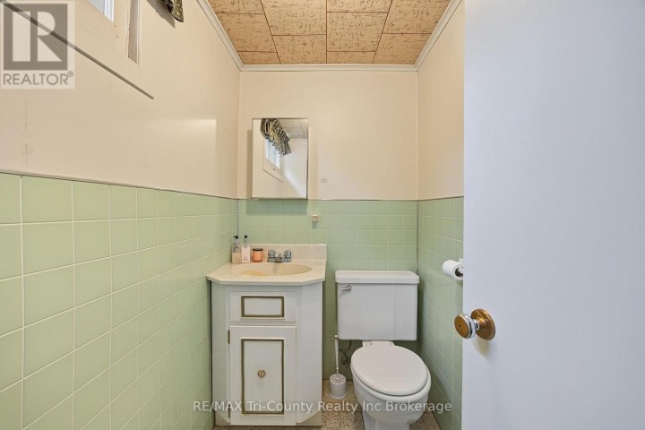 Photo 27 at 9 Parkside Drive, Tillsonburg
