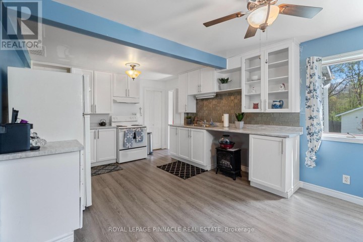 Photo 10 at 249 Owen Street, Simcoe, Norfolk County