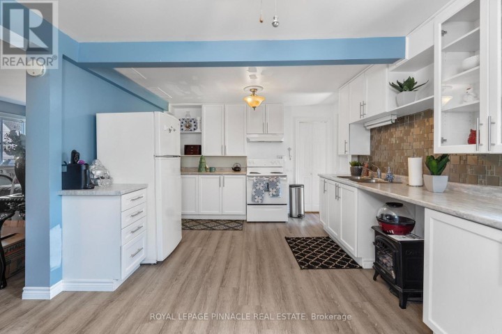 Photo 11 at 249 Owen Street, Simcoe, Norfolk County