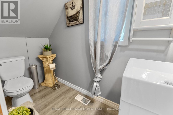 Photo 14 at 249 Owen Street, Simcoe, Norfolk County
