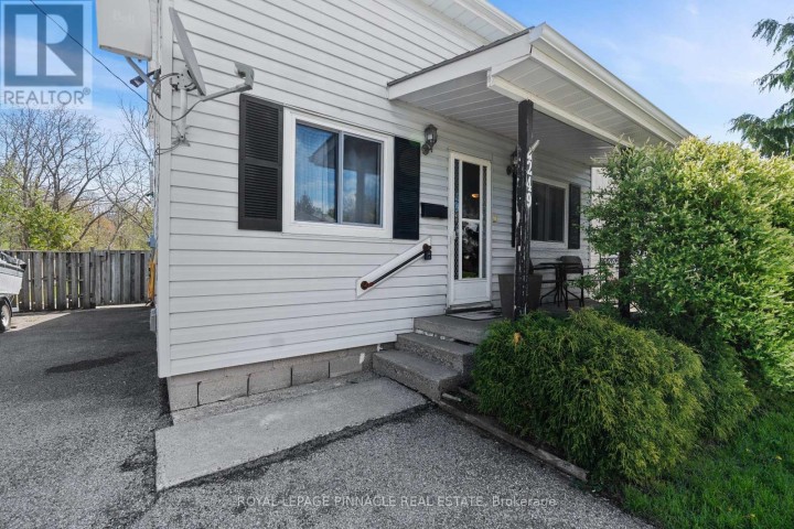 Photo 3 at 249 Owen Street, Simcoe, Norfolk County