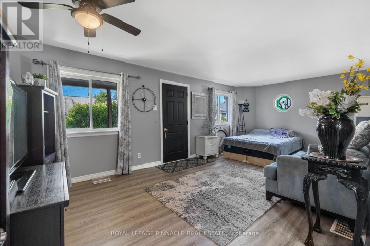 Photo 7 at 249 Owen Street, Simcoe, Norfolk County