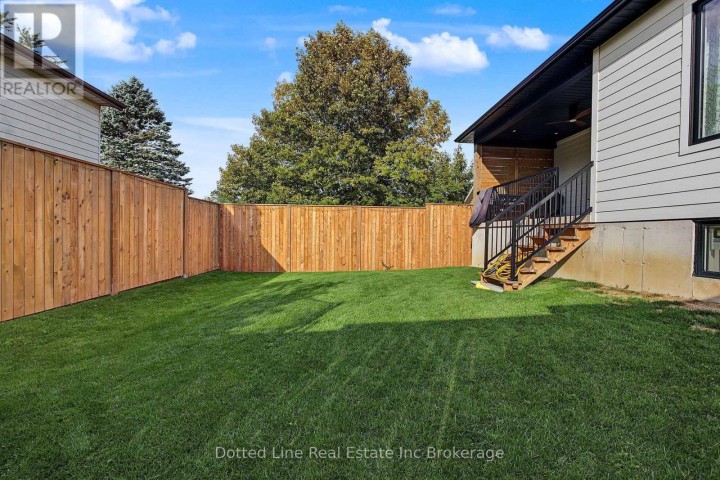 Photo 27 at 4 Charles Court, Port Burwell, Bayham