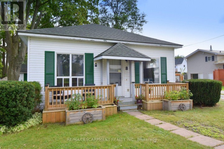 Photo 1 at 8 Chestnut Street, Port Rowan, Norfolk County