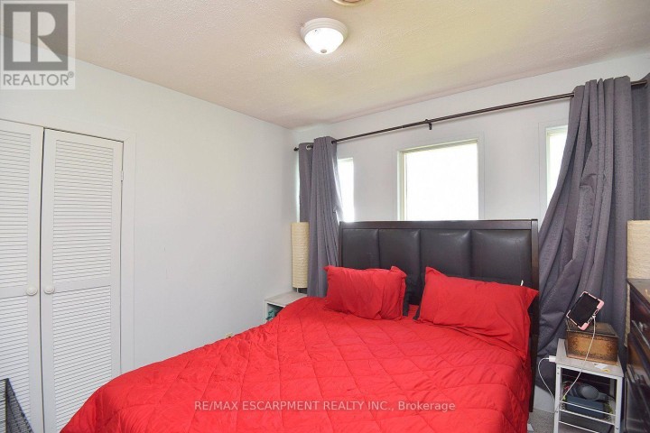 Photo 10 at 8 Chestnut Street, Port Rowan, Norfolk County
