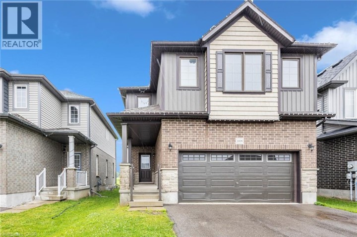 Photo 2 at 1318 Caen Avenue, Woodstock - North, Woodstock
