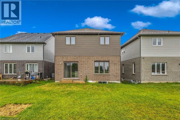 Photo 5 at 1318 Caen Avenue, Woodstock - North, Woodstock