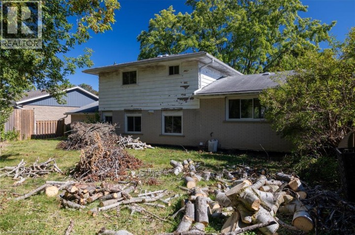 Photo 4 at 52 Brier Park Road, Brier Park, Brantford