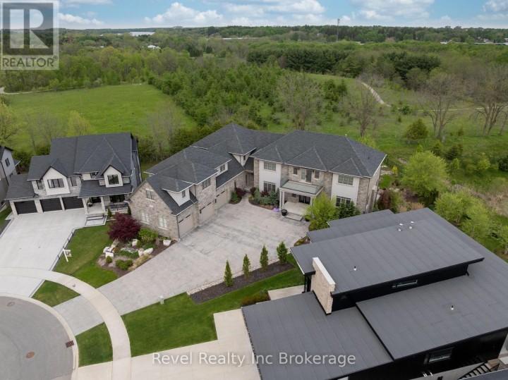 Photo 2 at 241 Tamarack Boulevard, Woodstock - North, Woodstock
