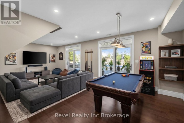 Photo 34 at 241 Tamarack Boulevard, Woodstock - North, Woodstock