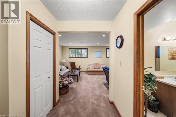 Photo 23 at 58 Olivetree Road, Mayfair, Brantford