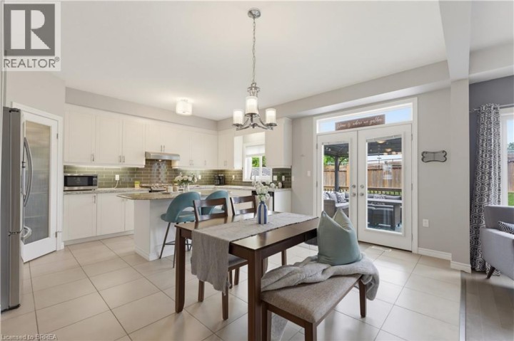 Photo 11 at 21 Irongate Drive, Innerkip (Victoria Park), Woodstock