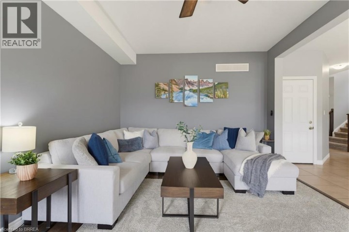 Photo 13 at 21 Irongate Drive, Innerkip (Victoria Park), Woodstock