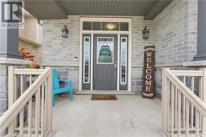 Photo 3 at 21 Irongate Drive, Innerkip (Victoria Park), Woodstock