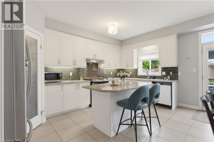 Photo 6 at 21 Irongate Drive, Innerkip (Victoria Park), Woodstock