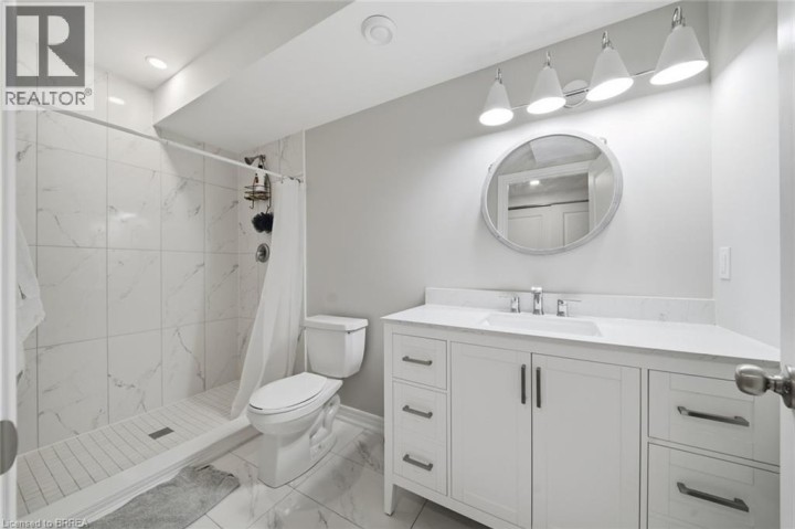 Photo 22 at 28 Grandview Street, Terrace Hill, Brantford