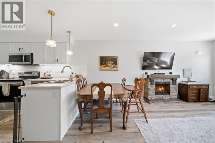 Photo 8 at 28 Grandview Street, Terrace Hill, Brantford