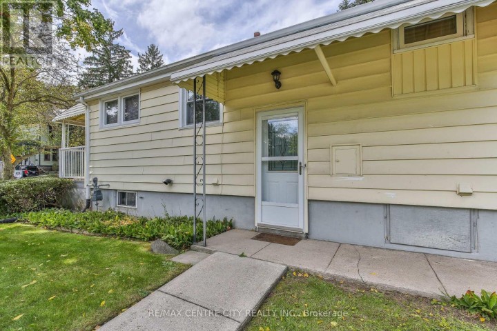 Photo 6 at 10 E Concession Street, Tillsonburg