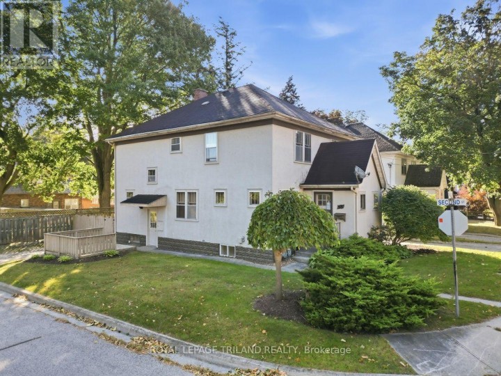 Photo 1 at 56-58 Frank Street, Tillsonburg