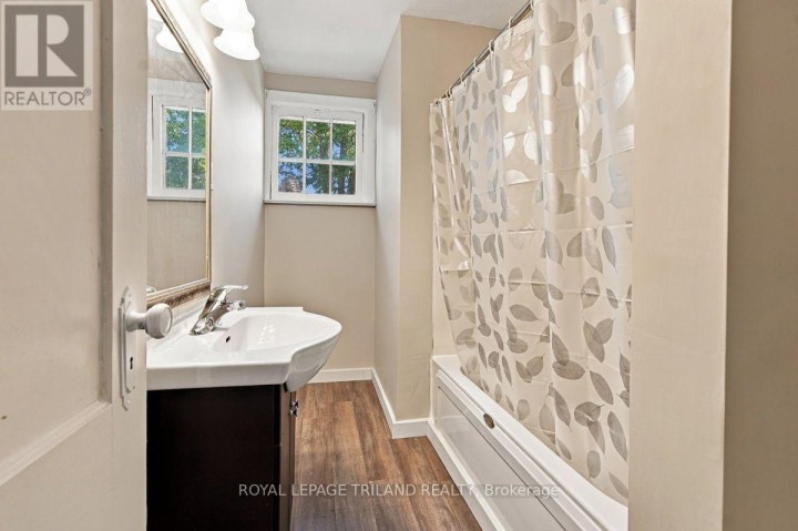 Photo 29 at 56-58 Frank Street, Tillsonburg
