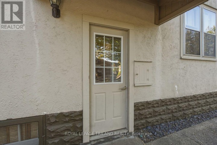 Photo 33 at 56-58 Frank Street, Tillsonburg