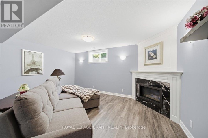 Photo 27 at 4 Lynndale Road, Simcoe, Norfolk County
