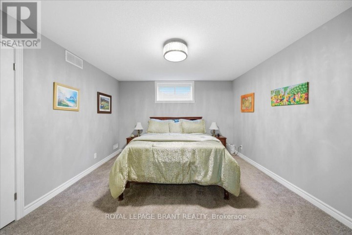 Photo 34 at 4 Lynndale Road, Simcoe, Norfolk County