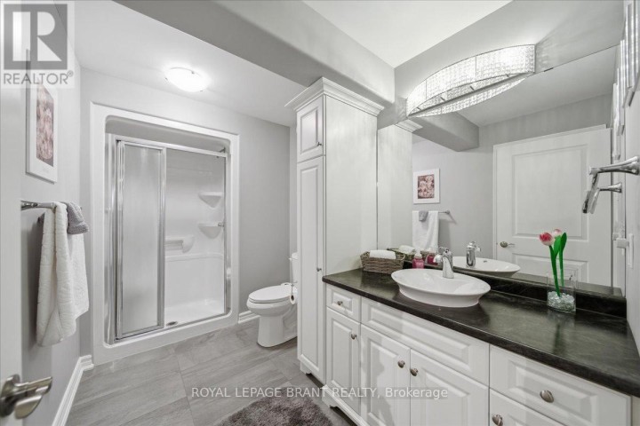 Photo 38 at 4 Lynndale Road, Simcoe, Norfolk County
