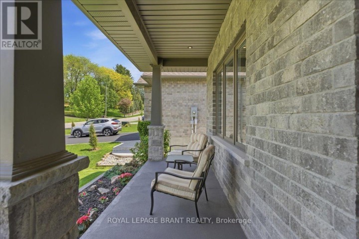 Photo 4 at 4 Lynndale Road, Simcoe, Norfolk County