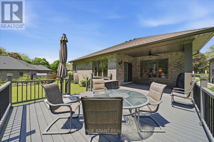 Photo 43 at 4 Lynndale Road, Simcoe, Norfolk County
