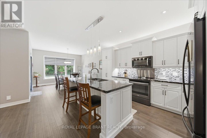 Photo 9 at 4 Lynndale Road, Simcoe, Norfolk County