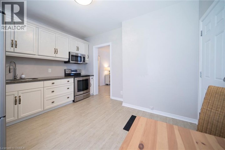Photo 18 at 171 Drummond Street, East Ward, Brantford