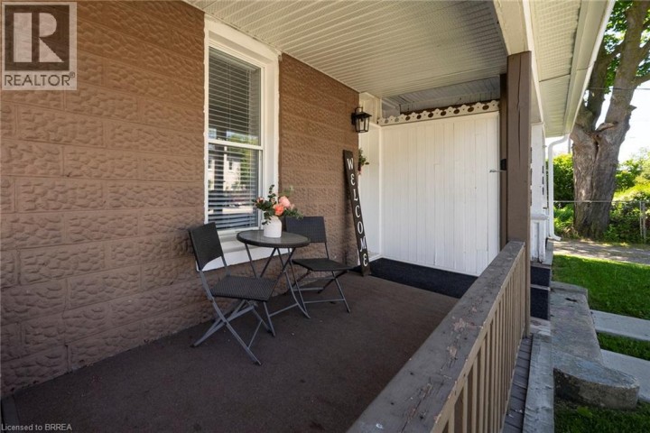 Photo 2 at 171 Drummond Street, East Ward, Brantford