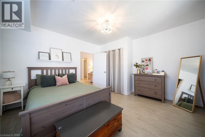 Photo 26 at 171 Drummond Street, East Ward, Brantford