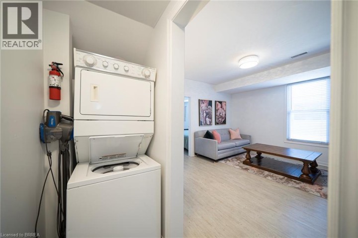 Photo 23 at 171 Drummond Street, East Ward, Brantford