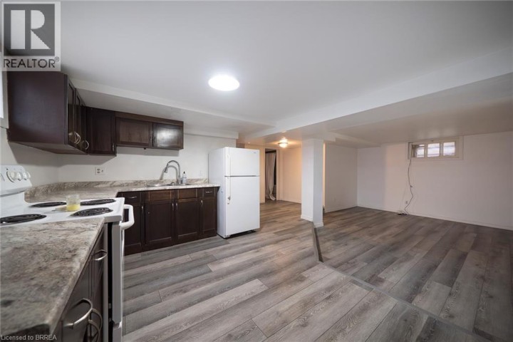 Photo 13 at 294 Darling Street, East Ward, Brantford
