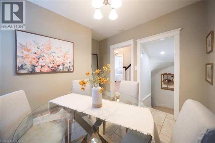 Photo 9 at 48 Lincoln Avenue, Holmedale, Brantford