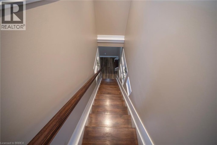 Photo 33 at 48 Lincoln Avenue, Holmedale, Brantford
