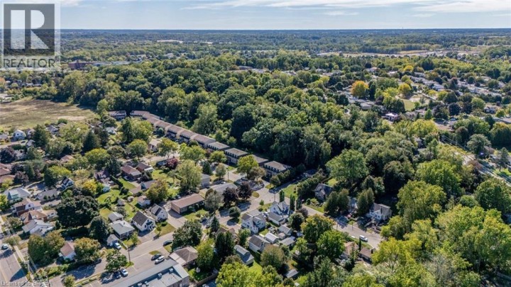 Photo 45 at 15 Lyndsay Street, Old West Brant, Brantford
