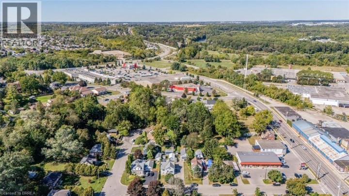 Photo 44 at 15 Lyndsay Street, Old West Brant, Brantford