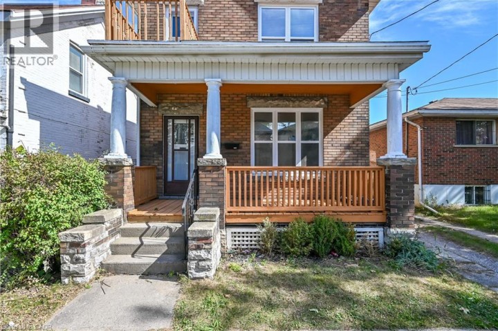 Photo 2 at 117 William Street, North Ward, Brantford