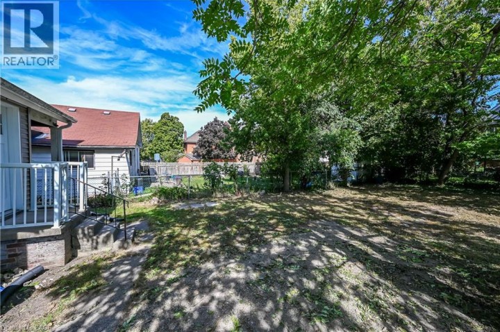 Photo 44 at 117 William Street, North Ward, Brantford